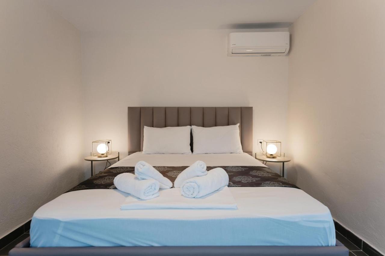 Our House 2 Luxury Suites Kavala Exterior photo